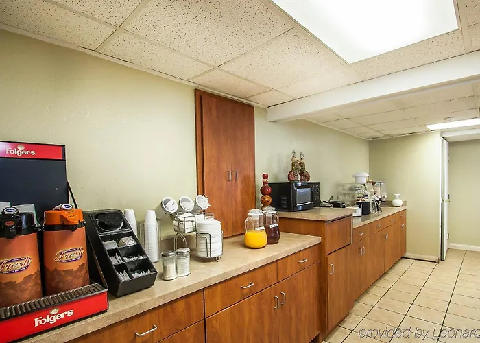 Hotel Rodeway Effingham