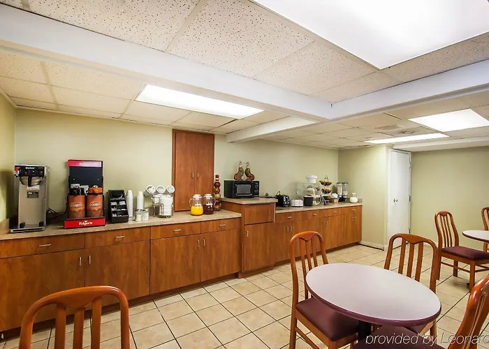 Hotel Rodeway Effingham